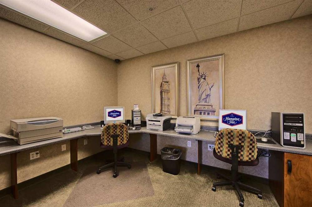 Hampton Inn Tooele Amenities foto